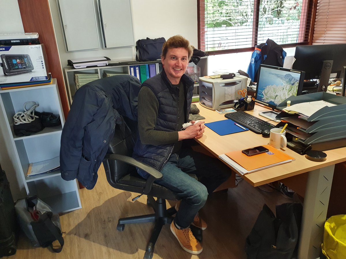 Aujourd’hui on vous présente Mathieu, notre nouvel agent de port ! ⚓️

Ses missions ? 
👀 Assurer la surveillance et la sécurité des ports
🔨 Réaliser la maintenance des équipements.
🗣 Accueillir, informer et orienter nos usagers.
🛥 Participer à la mise en place d'animations.