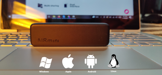 thanhnhan_vn's tweet photo. Ổ cứng SSD không dây nhanh nhất thế giới gọi tên AIRmini với giá từ 3.8 triệu cho 1TB
https://t.co/IyCru8ezCu
#ocungSSD #ssdmining #AIRmini https://t.co/kMg5qySBWv