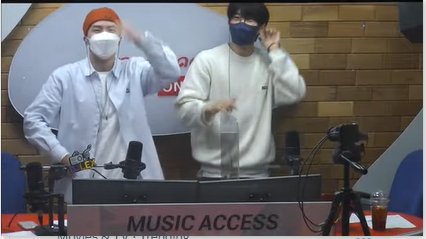 raerst's tweet photo. #DANN #단 #KINGDOM #킹덤 #DJLEX #MUSICACCESS #MAMVP
every time they're doing challenge together, DJ Lex is the most happy person on the studio. X'D https://t.co/KwbwzUOL6w