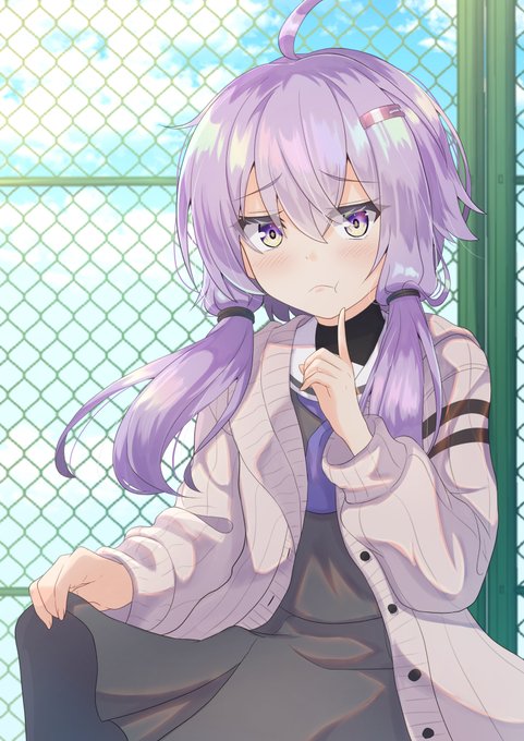 ゆかり「今これ着るの恥ずかしいんですが・・・」 