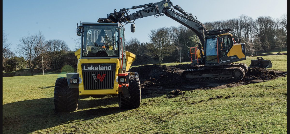 LakelandE's tweet photo. All finished @HALLOWESGOLF for @adibutt28 with @HGCcourse and @Fineturf @SMT_GB_Used @engcon_uk thanks to Steve and the team https://t.co/1HzYM2KJKw
