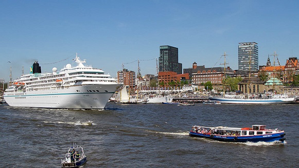 robbanassafina's tweet image. PrimeServ retrofits greenest-ever SCR system for German cruise ship
@man_e_s  @PhoenixReisen
#MANEnergySolutions #Germany #SCRSystem #PHOENIXReisen #TheAmadea #MANPrimeServAugsburg #NOXReduction #SCROperation #RobbanAssafinaMagazine #AssafinaOnline
bit.ly/3gwkApp