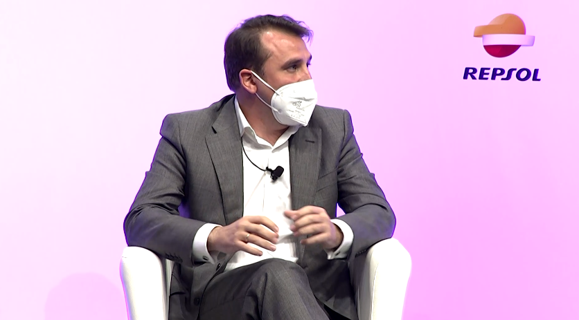 IndesiaOrg's tweet photo. 💭"Es fundamental conseguir que todas las empresas tengan accesibilidad a datos de calidad, que va a hacer que sea más fácil desarrollar inteligencia artificial." - Juan José Casado, Director de Data &amp; Analytics, @Repsol https://t.co/fqt5w8kRxd