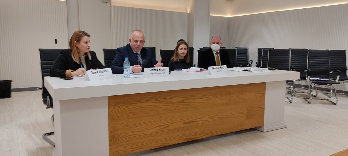KLP_al's tweet photo. "Një Kod Etike do të çonte në rritjen e standarteve dhe besimit të publikut në punën e Këshillit dhe gjithë institucioneve"#IDM #transparenca⚖️#integriteti https://t.co/2RWCG93rCh