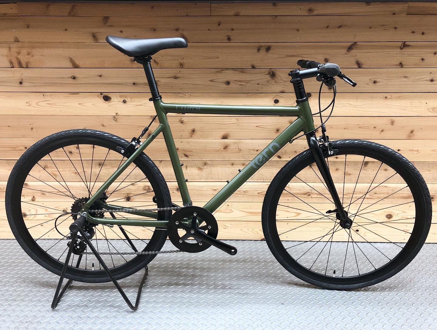 tern[ターン]CLUTCH[クラッチ]650c クロスバイク アルミ/8speed