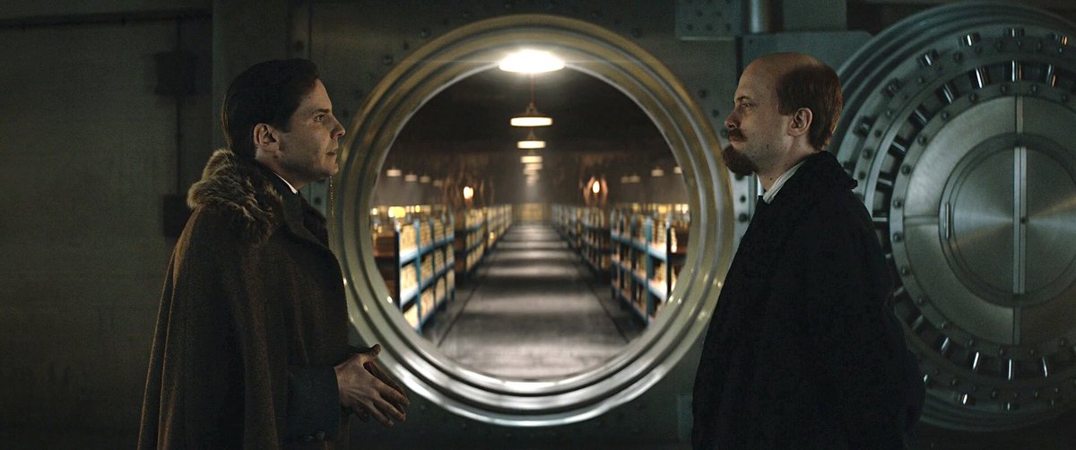 коматозники сцена после титров. King’s man: начало (2021). человек паук возвращение домой титры. сцена после титров холоп 2 есть ли. тор 2011 сцена после титров.