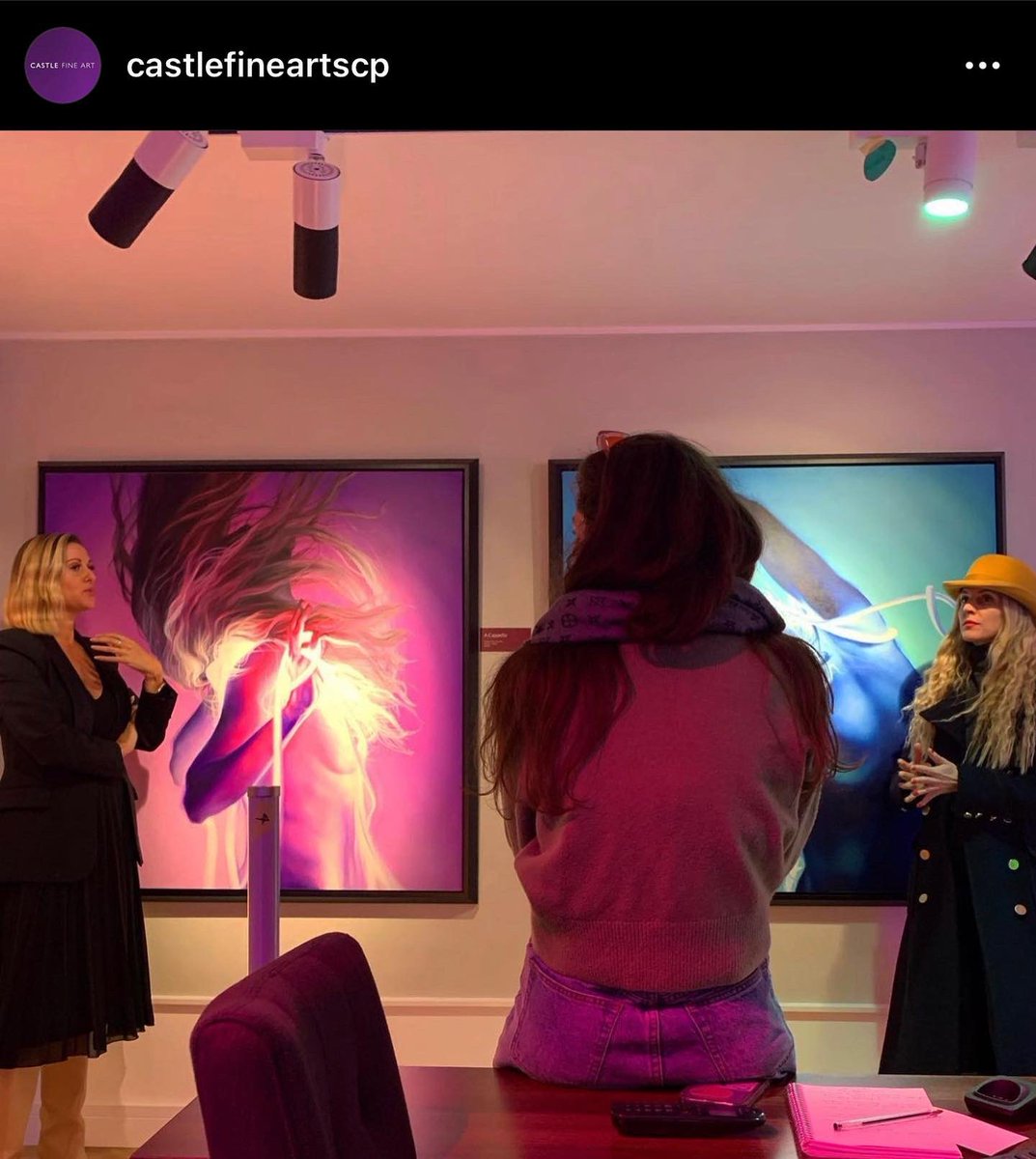 Res Publica have been immensely privilege to have interviewed the fantastic <a href="/emmaleonepalmer/">Emma-Leone Palmer</a> at the <a href="/castlegalleries/">Castle Fine Art</a> in #Mayfair to discuss her solo show! 

Thank you so much to the St Christophers place gallery team, especially Jane 

#london #neon #artist #art #female