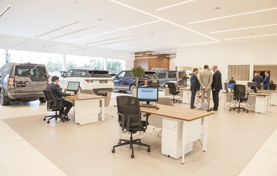 Jaguar Land Rover Retailer Apprenticeships UK tweet media