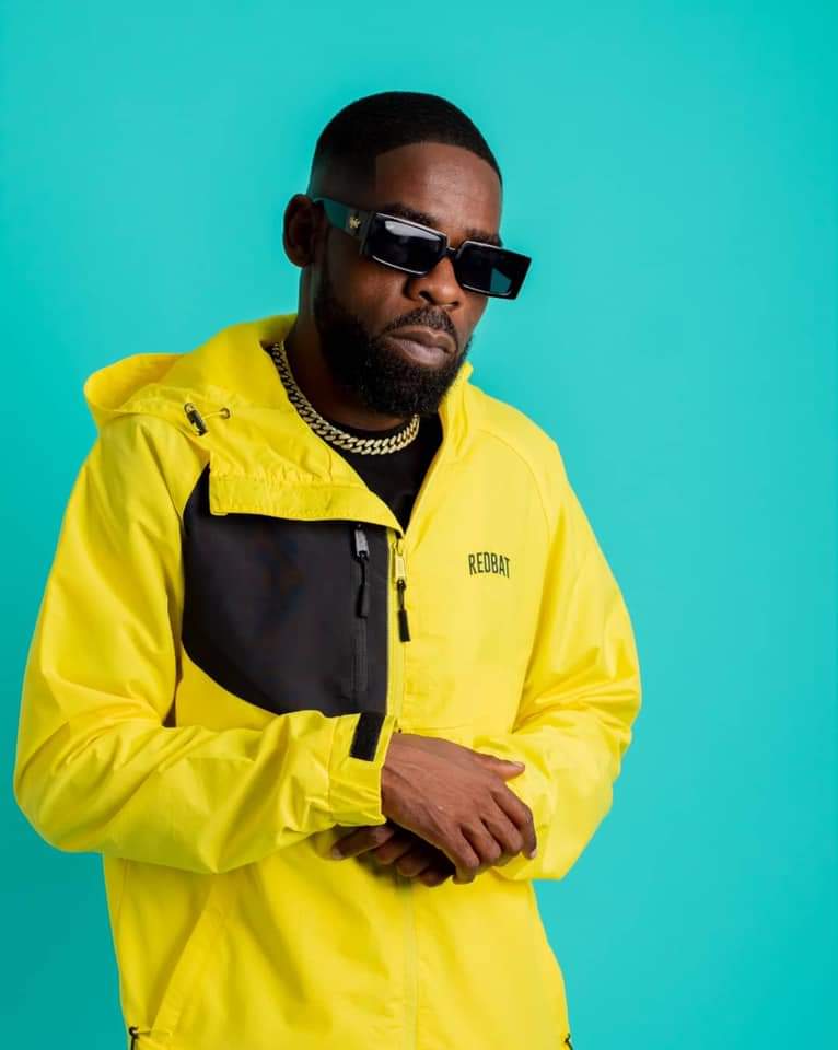 Last week Mizo Phyll was in studio with Makhadzi.

...Mizo Phyll Feat. Makhadzi. Don't say i didn't tell🔥🔥🔥😭😭