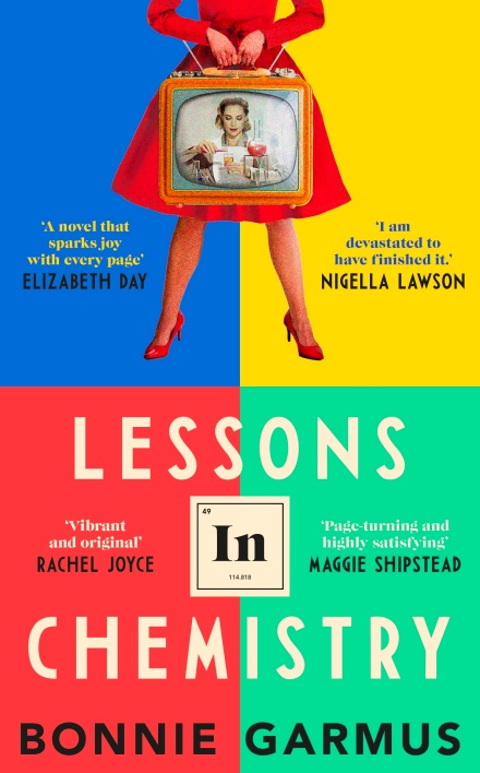 PenguinUKBooks's tweet photo. Meet Elizabeth Zott; chemist, reluctant cookery TV show star, all-round feminist icon. You can get better acquainted in @BonnieGarmus’ brilliant #LessonsInChemistry – out next month! #DebutsDay https://t.co/ec77q8I5Pk (4/12) https://t.co/OrV0Y9p1xu