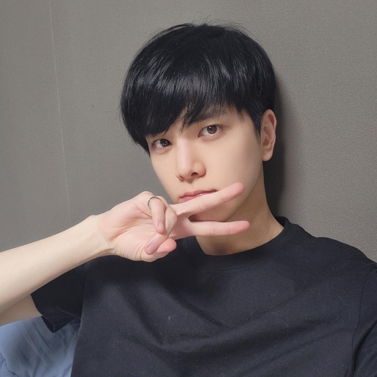 진짜로 고등학생이잖아 혹시 연송고 개학햇냐 지금