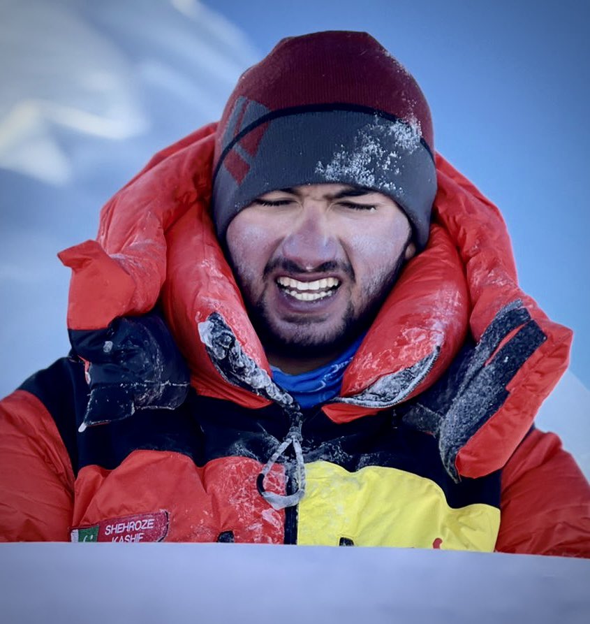 Shehrozekashif2's tweet photo. Its hard struggle so far to get sponsorships for upcoming 3 x 8000m peaks in Nepal. 
I request @PresOfPakistan, @PakPMO and @GovtofPakistan to step forward and support me in raising Green Flag on top of these peaks and make Pakistan proud. 

#ShehrozeKashif 
@KarakoramClub https://t.co/9b6Tl5n4RS