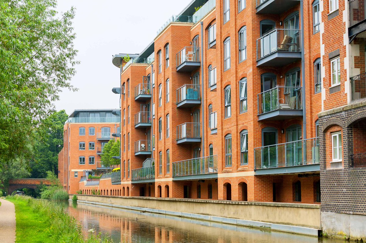 Buying a leasehold property means, at some stage, you may be faced with needing to extend your lease.

Extending a lease can be a complex process, but this guide outlines everything you need to know…

 fal.cn/3m0qh