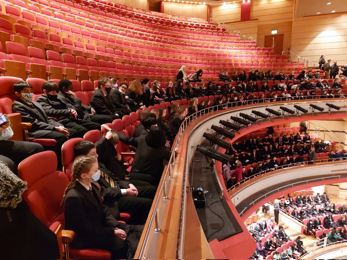 CharnwoodSeven's tweet photo. Very excited to watch the Birmingham Symphony Orchestra with Charnwood College year 7. What an opportunity! @charnwoodcoll https://t.co/9yH3wSDVJ9
