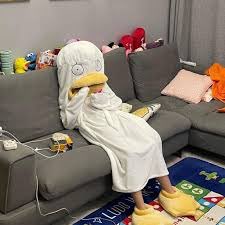 plawarnnnnn's tweet image. ขอเดาว่าเน่ใส่ชุดเป็ดอลิซาเบธ #เนเน่