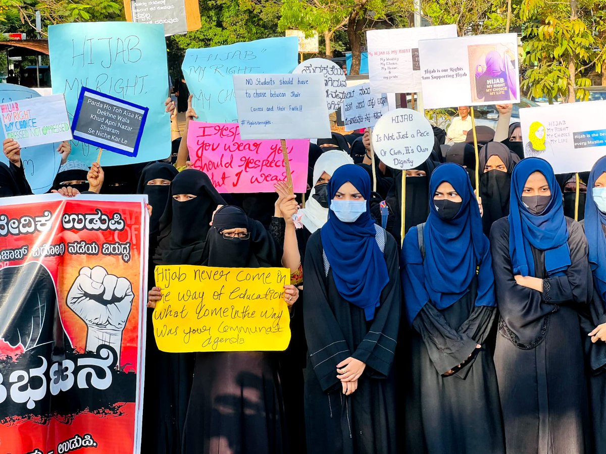RaheelaTabassm's tweet photo. Hijab is not just a piece of cloth #HijabIsOurPride #HijabIsOurDignity it is our choice, our identity &amp; we feel safe and comfortable in #Hijab
#HijabIsFundamentalRight https://t.co/SUFoidlavB