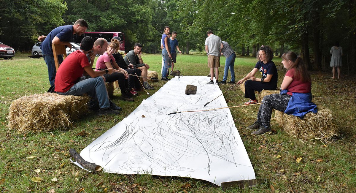 . <a href="/projectartworks/">Project Art Works</a> reimagined how to engage with their community and help those with complex support needs. Their digital creative practice Studio B ensured participants could work from home during the pandemic.

gulbenkian.pt/uk-branch/shor… 

#CivicArts <a href="/CulturalKings/">King's Culture</a>