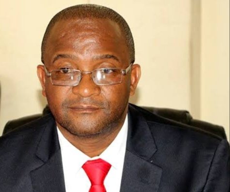 Prof Jonathan Moyo (@profjnmoyo) on Twitter photo PUBLIC EYE: Nhai <a href="/DMwonzora/">Sen Douglas Mwonzora</a>, how come you & the 2 parties you lead <a href="/OurMDCT/">Our MDC-T</a> & MDC-A are not campaigning in the by-elections?
MWONZORA: We don't waste time on elections; let <a href="/nelsonchamisa/">nelson chamisa</a> go for elections & win votes; <a href="/edmnangagwa/">President of Zimbabwe</a> said we go for the courts & win judgments chete! PUBLIC EYE: Nhai <a href="/DMwonzora/">Sen Douglas Mwonzora</a>, how come you & the 2 parties you lead <a href="/OurMDCT/">Our MDC-T</a> & MDC-A are not campaigning in the by-elections?
MWONZORA: We don't waste time on elections; let <a href="/nelsonchamisa/">nelson chamisa</a> go for elections & win votes; <a href="/edmnangagwa/">President of Zimbabwe</a> said we go for the courts & win judgments chete!