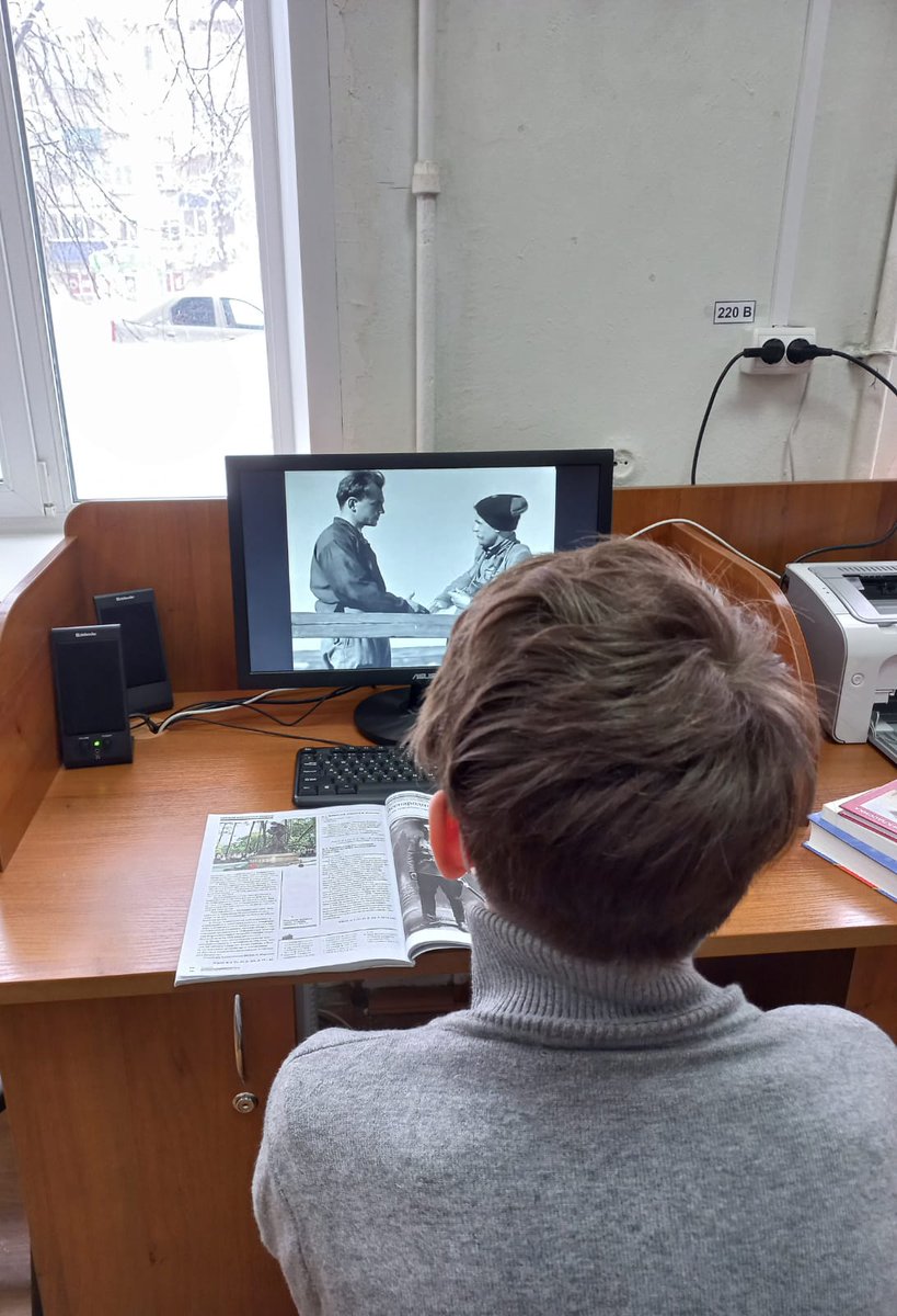 4CbsNo's tweet photo. «Всадники под красными знамёнами» - час истории, просмотр фильма "Чапаев" к 135- летию со дня рождения участника Первой мировой и Гражданской войн, начальника дивизии Красной армии Василия Ивановича Чапаева. https://t.co/8JMuGW2Akr