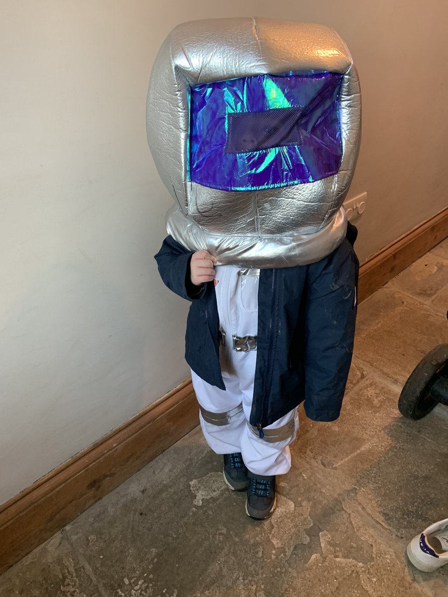 YorkshireChlo's tweet photo. Just kept it casual and low key for Space Day at school today. https://t.co/8QRs1KNrRp