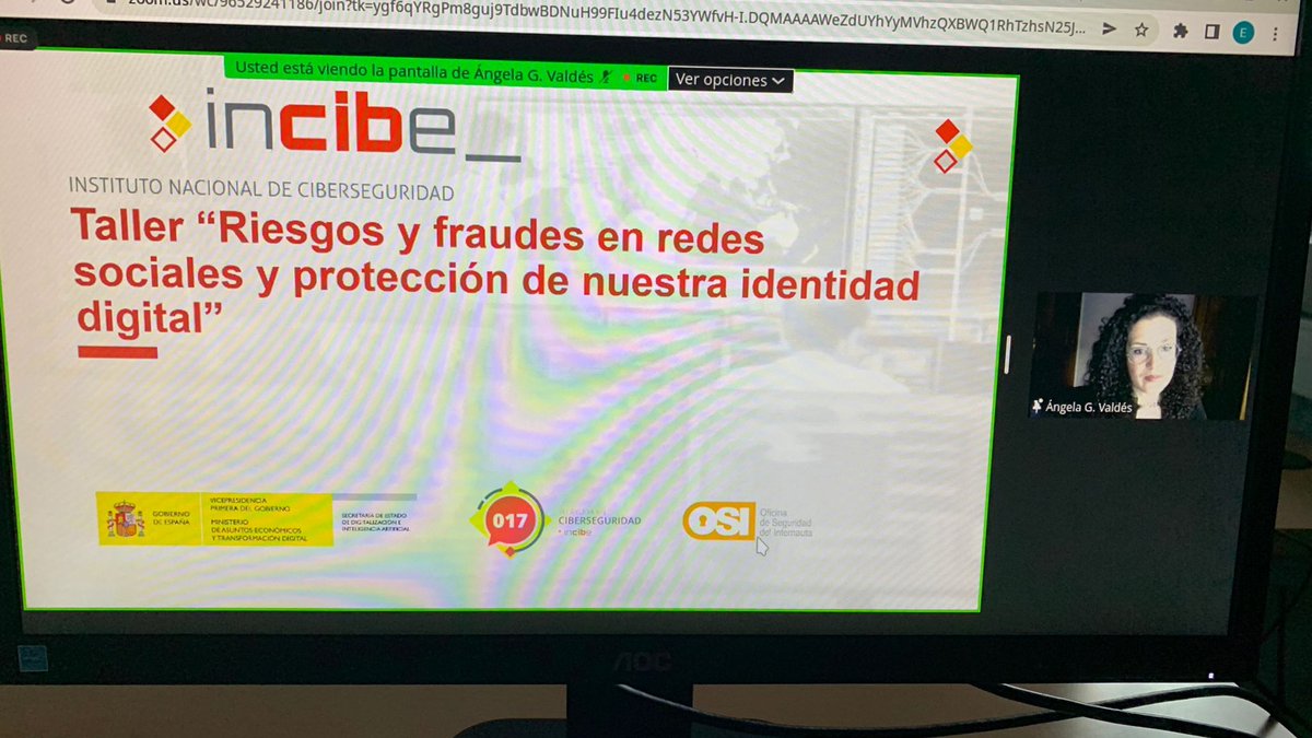 inroscar's tweet photo. Aprendiendo en @iespuzol  con el taller online del @INCIBE! Gracias Ángela G. Valdés! @safeinternetday @GVAeducacio @is4k https://t.co/dZqX0E61wZ