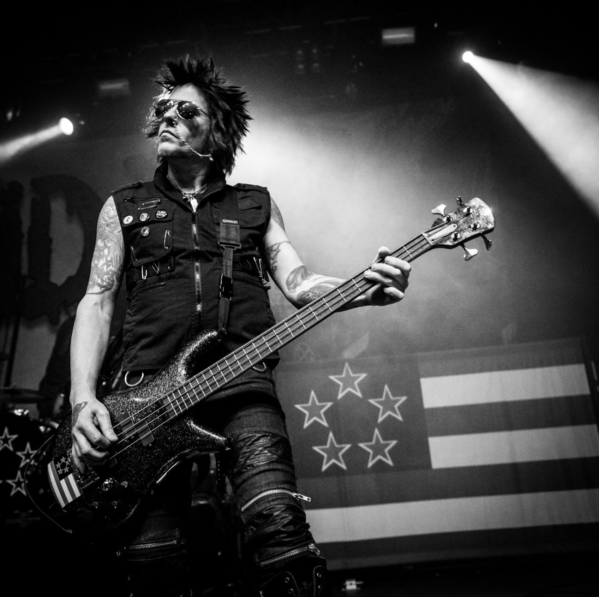 TheDuckLR's tweet photo. Happy 56th Birthday to the legendary #SkidRow bassist and songwriter #RachelBolan 🎉
#YouthGoneWild #18AndLife #IRememberYou #MonkeyBusiness #SlaveToTheGrind #InADarkenedRoom #IntoAnother #OneLight https://t.co/ZiJ2ffRSOD
