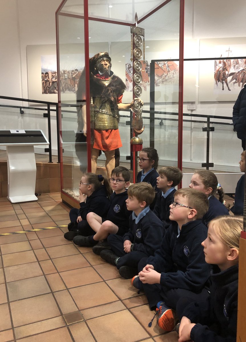 ctkprmcardiff's tweet photo. #ctkcardify3 enjoying hearing about Roman Daily life @Amgueddfa_Learn @RomanCaerleon #informed #capable #askinggoodquestions https://t.co/ygf7nZWGii