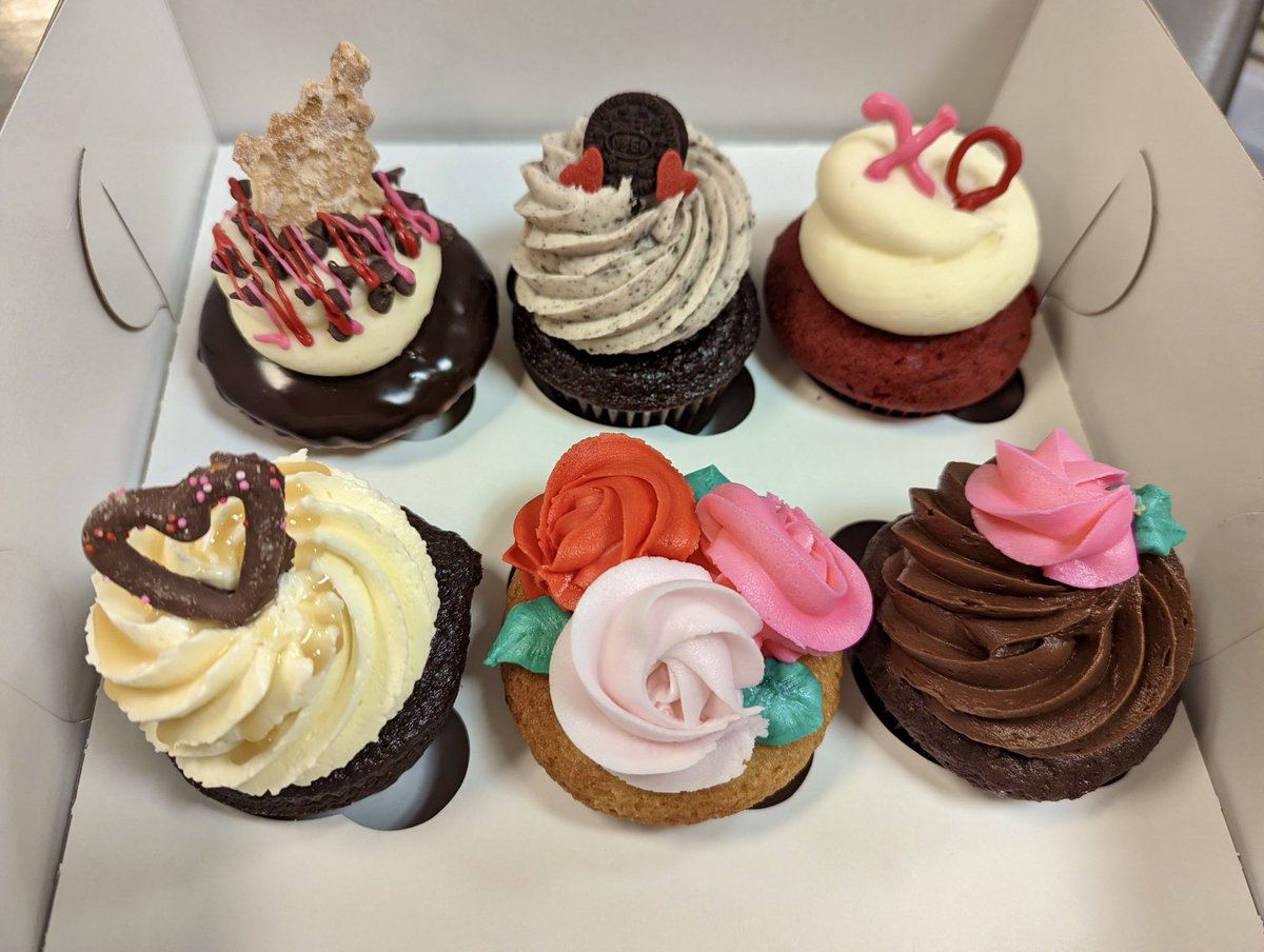 Love is in the air ❤️💕

We will have Valentines Day cupcakes available for purchase or pre-order Friday through Monday.  Make someone’s day sweet!