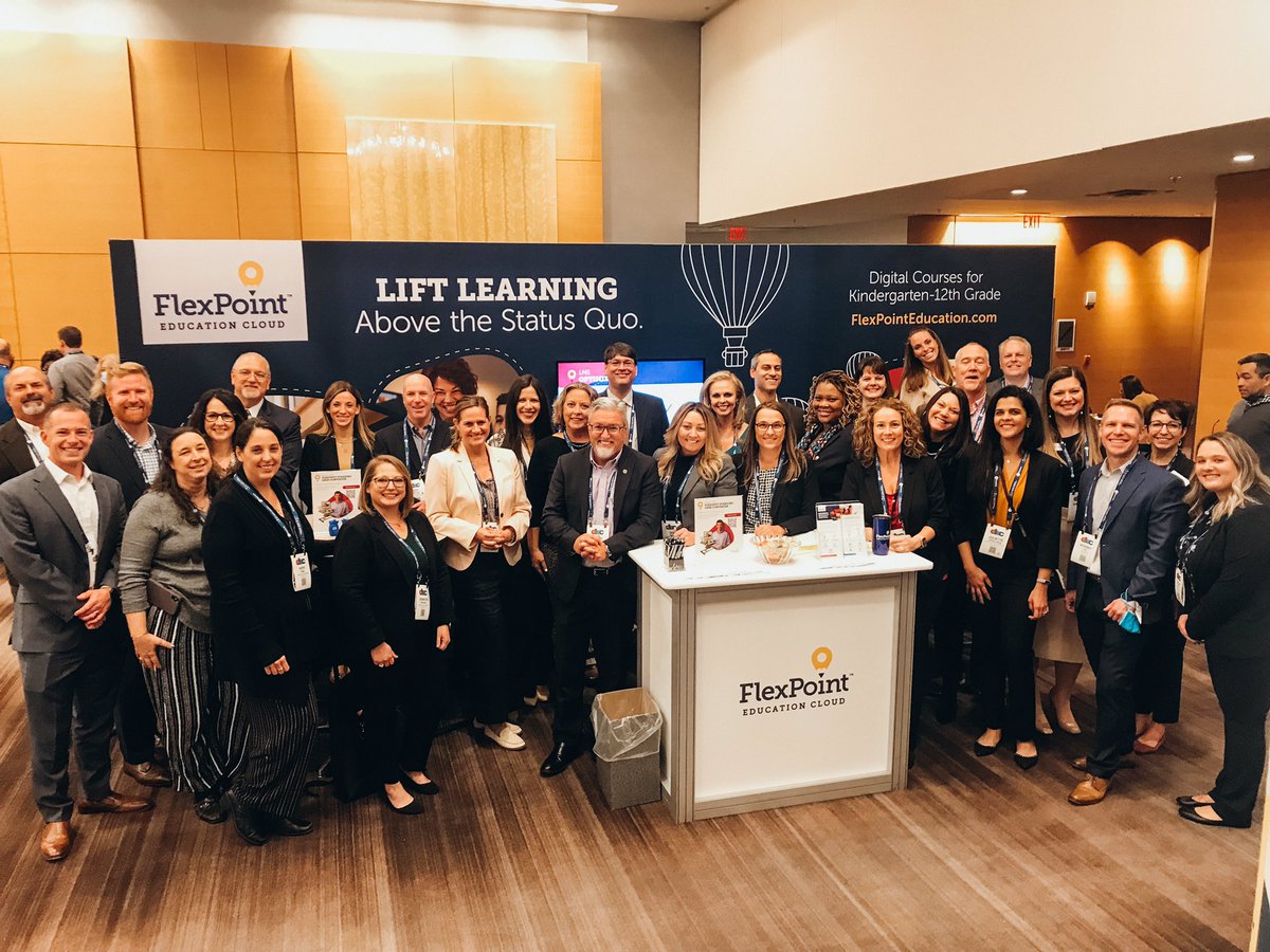 DebMeyerEDU's tweet photo. If I could describe #DLAC22 in one word: inspiring. Collaborating with educators about how to reimagine what the future of education can and will look like is how we create real change. #flexpointedu #edchat https://t.co/eGkKSaQfWW