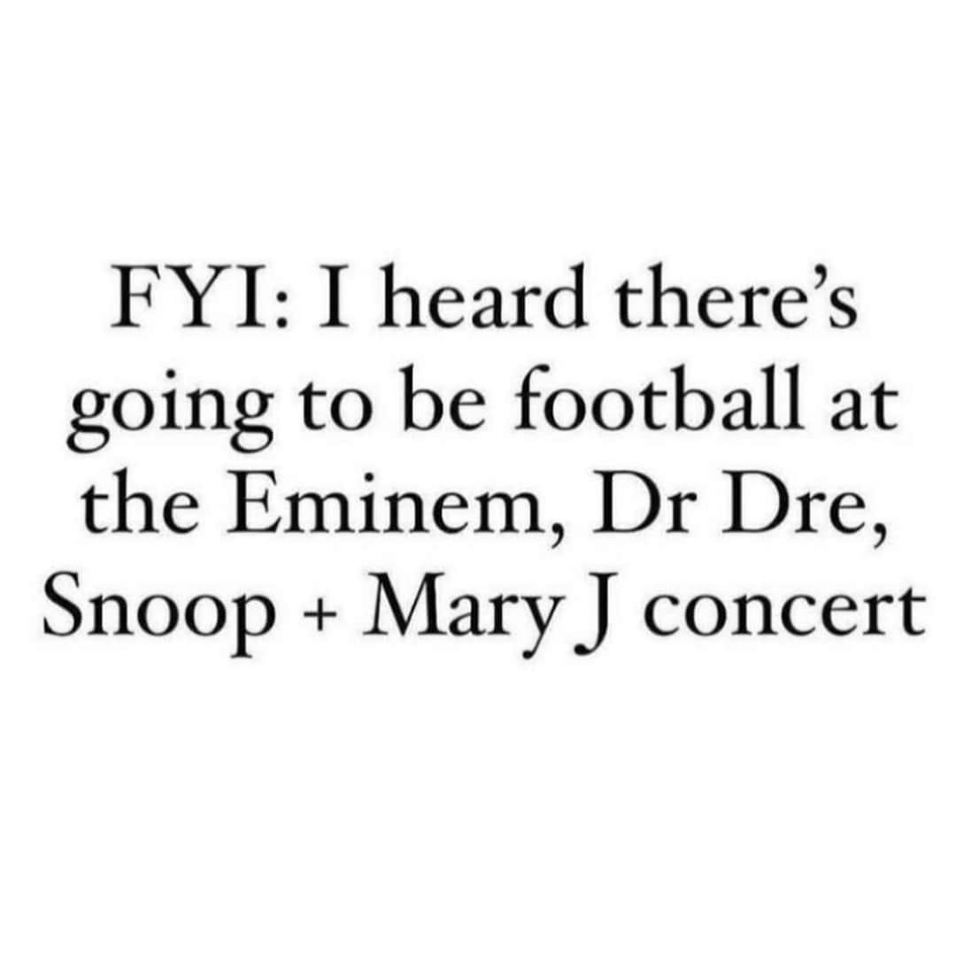SativaSallys's tweet photo. I laughed so hard I snorted! #SuperBowl #SuperBowlHalftimeShow #SuperBowl2022 https://t.co/NOLp8vEAnp