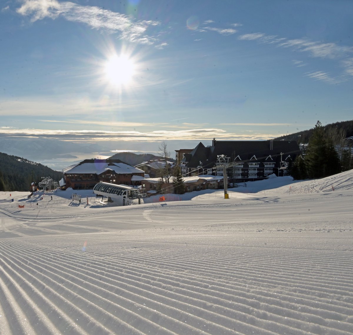 SchweitzerID's tweet photo. #Sunshine and corduroy this morning makes it feel like Spring in February. Looks like sunshine is on tap through the weekend, so grab some sunscreen and your stunner shades and enjoy some #midweekbliss 😎
#schweitzerlife https://t.co/bHRke0cCl4