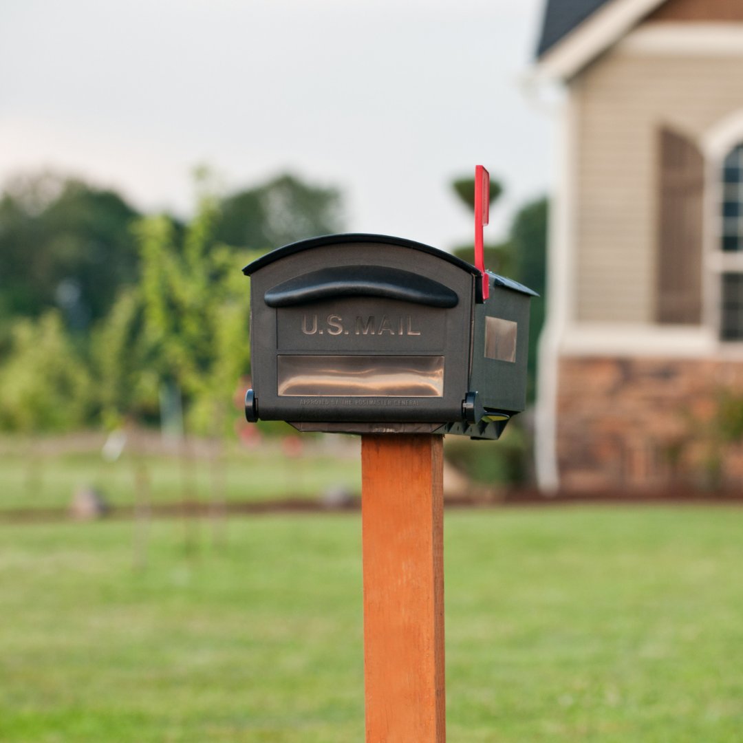 With a million other things going on, it can be hard to remember to reorder contacts. Join our lens subscription so you have less to worry about! bit.ly/3gA0ydD