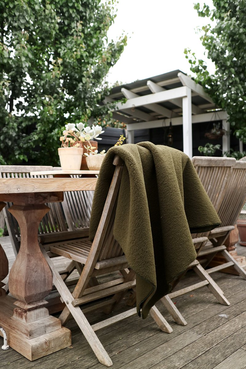 Lovasi_International tweet media