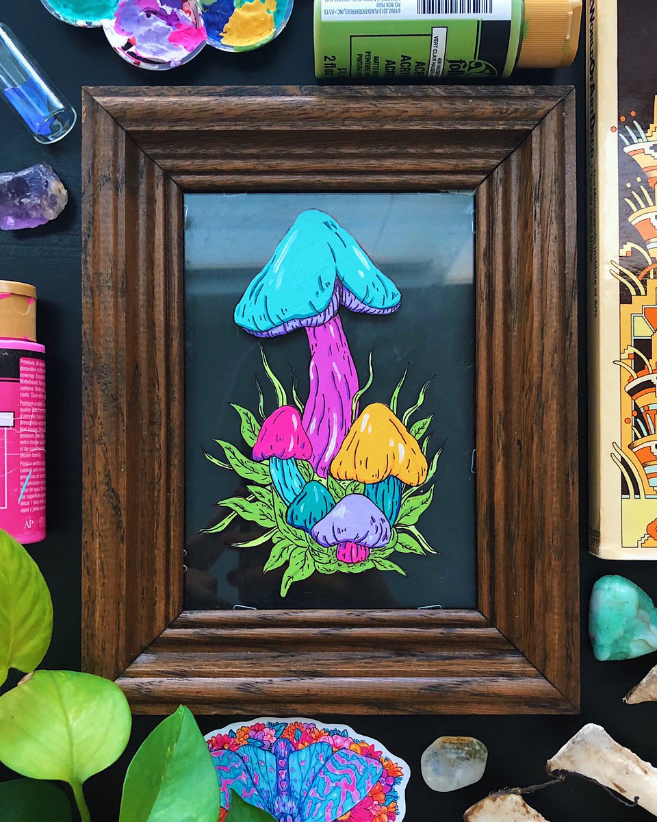 tracerlore's tweet image. Last day to book a February comission! Customs will re-open March 1st 💗