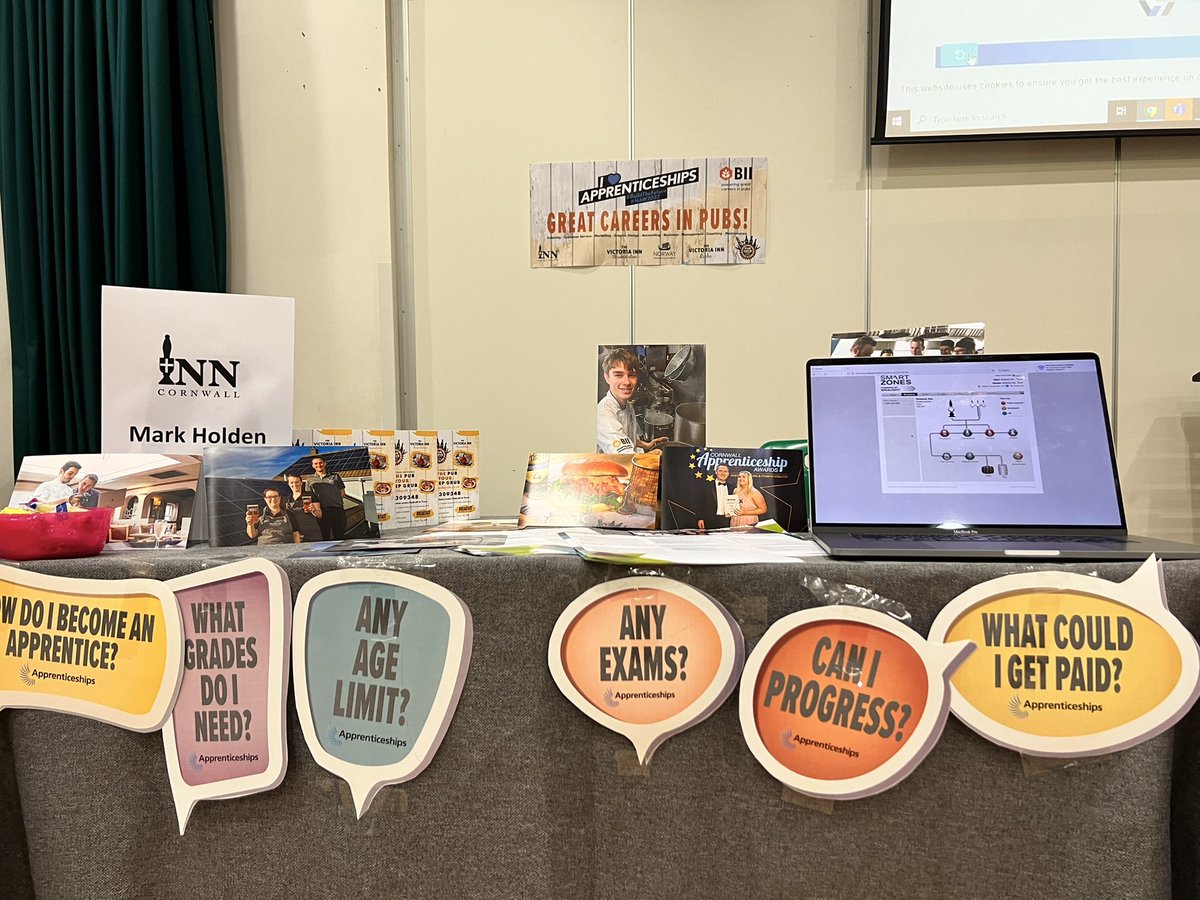 Great being part of the #NAW2022 show at <a href="/Penryncollege/">Penryn College</a>. 
Talking to students about #apprenticeships &amp; the opportunities within #hospitality. 
Some fantastic questions asked by the students 👏. 
<a href="/TheBIIAB/">BIIAB</a> <a href="/SouthWestAAN/">South West Apprenticeship Ambassador Network</a>