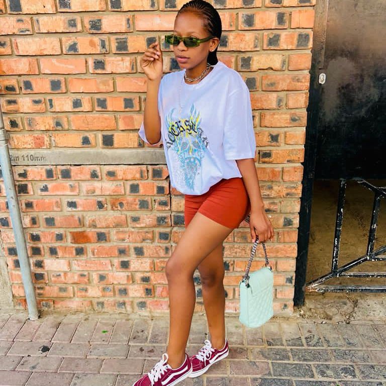 KaylaDutchess's tweet photo. #NewProfilePic https://t.co/eOrpVdfTuY