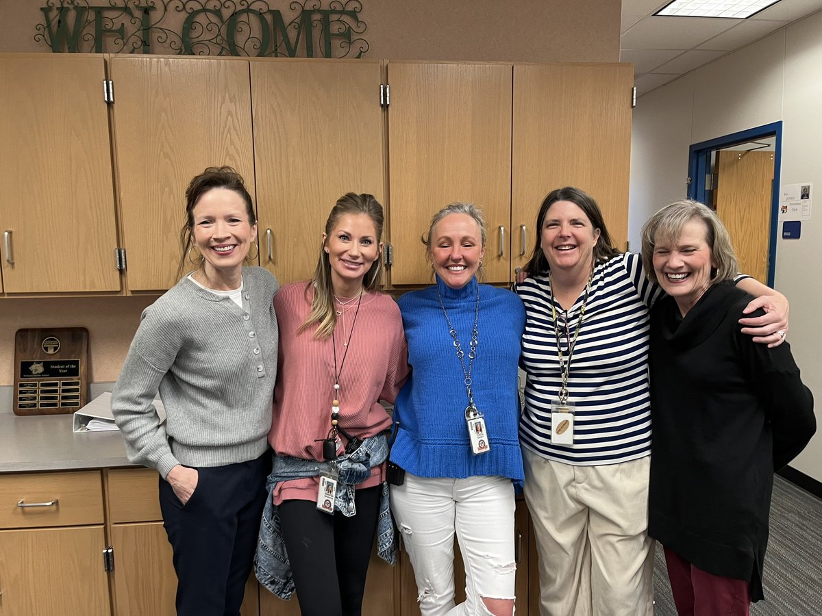 📢 Here are your WMS Paras of the Year Nominees📢 Congrats to these Amazing paraprofessionals. 
⭐️ Sherri Due
⭐️ Karen Frazier
⭐️ Robin Jones
⭐️ Tres’ Kinsey
⭐️Jennifer Sifuentes
#GoWildcats