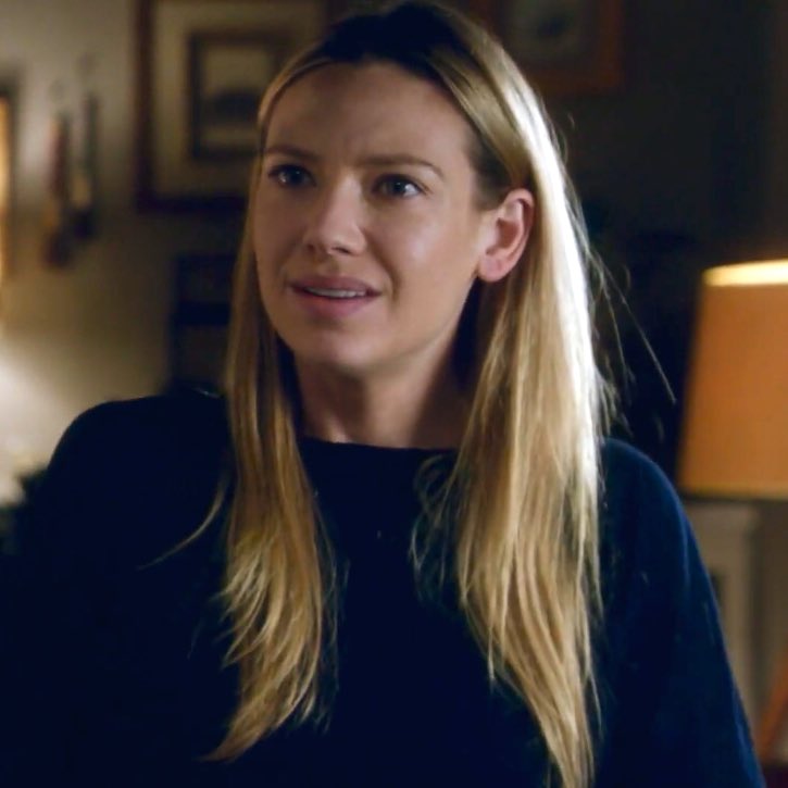 best of olivia dunham (@bestofdunham) on Twitter photo 