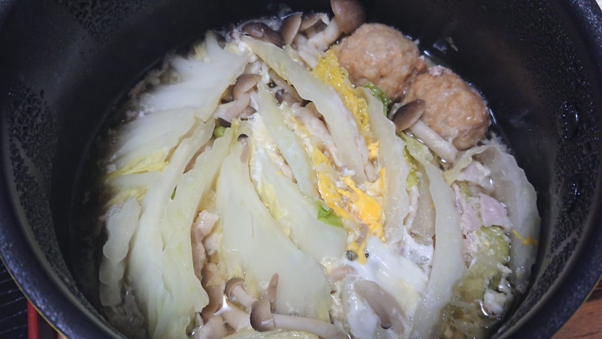 Tund_K's tweet photo. 白菜と豚肉の重ね巻き鍋
#自炊 https://t.co/rFWLiDaahQ