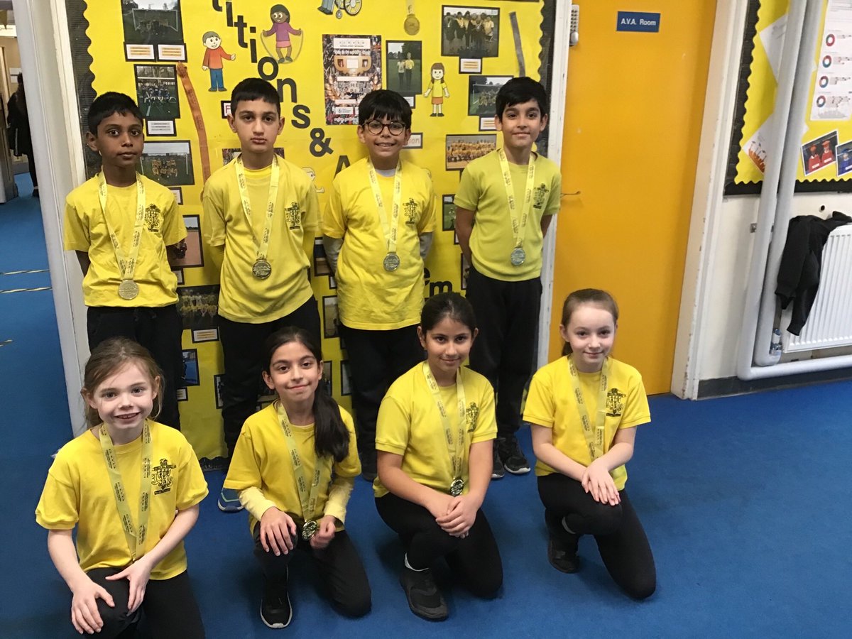 lynch_pe's tweet photo. Massive well done to our years 3&amp;4 Badminton team. Taking 1st place at the ⁦@SloughSSN⁩ comp yesterday. Hugely proud of them all. 🥇 https://t.co/xmPNRCtBmY