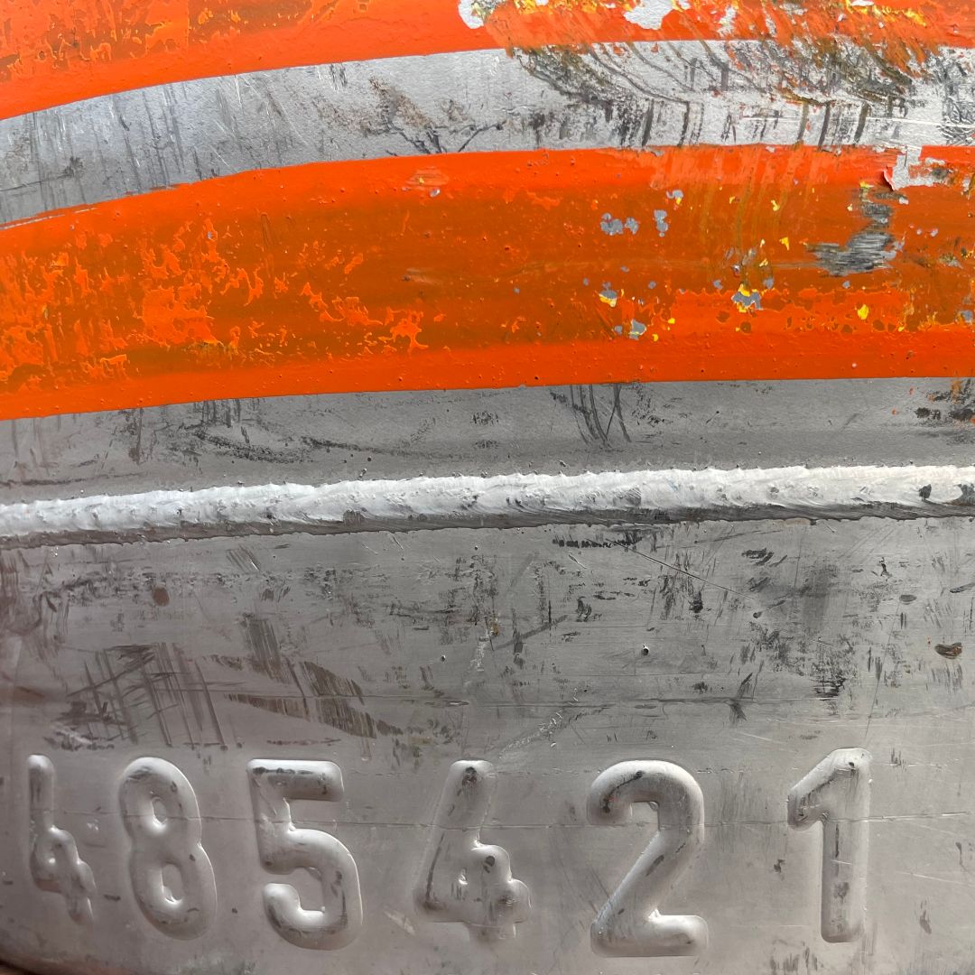 The arty side of yesterday's photography shoot. I call this one "Beer Keg: Full or Empty?"
#cheers #surreal  🍺 🧑‍🎨