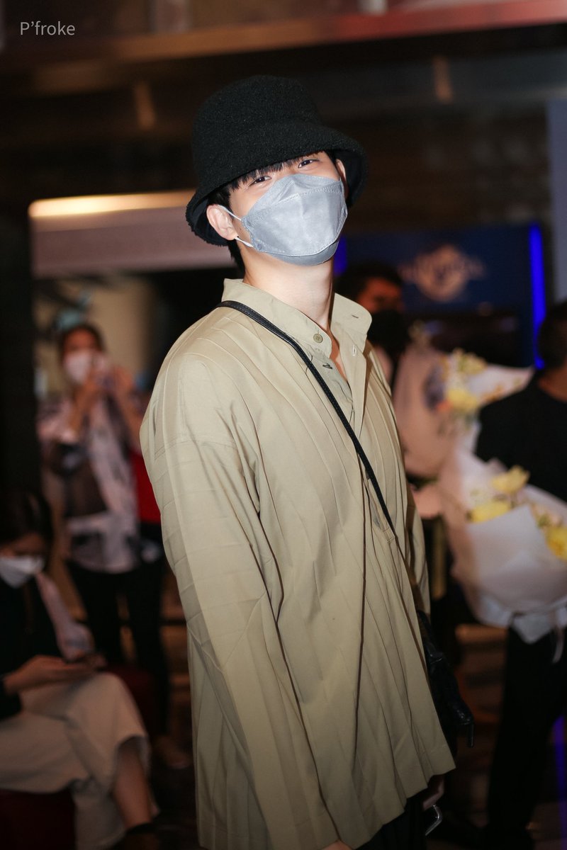 FWanit's tweet photo. ไม่เจอกันนาน น่ารักเหมือนเดิมเลย 🤍 
@skywongraveee 
#skywongraveee https://t.co/ssuZulc1VI