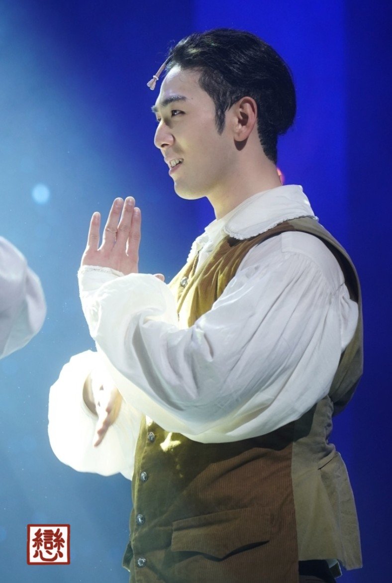 KBH950721's tweet photo. 220209 뮤지컬 이퀄 프리뷰

오오~ 쌍괴레스(? 까로~~~

#뉴이스트 #NUEST
#강동호 #백호 #BAEKHO #姜東昊 https://t.co/Lv8gitoIMY