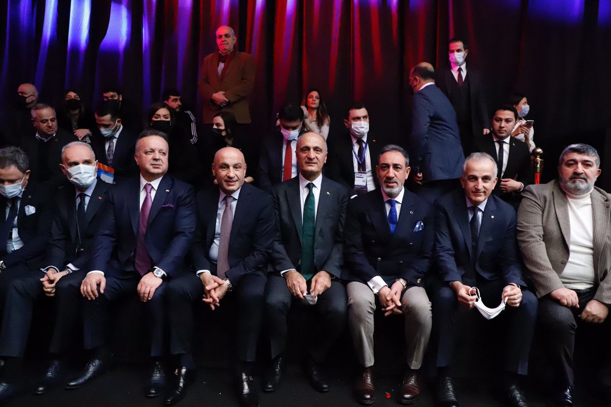 Lasiadorg's tweet photo. İHKİB tarafından ilki düzenlenen İstanbul Fashion Connection - İFCO fuar açılışı @ihkibirlik Başkanı Sn. @GultepeMustafa’nin açılış konuşması ile gerçekleştirildi. #ifco #lasiad #laleli @ticaret @itokurumsal @turkihracat @ismail_gulle @GiyasettinEYP @muhammed_sncktr https://t.co/JOSDi4KvCX