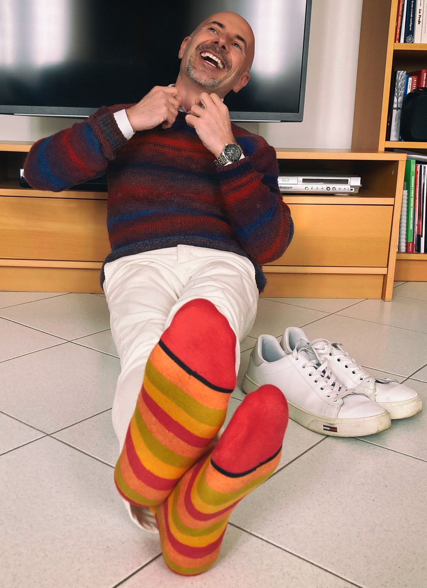 DavidDelCarlo's tweet image. Casual &amp;amp; classici: ho scoperto questi #calzini bellissimi, adatti per qualsiasi outfit @gatti_pois #prof #formatore