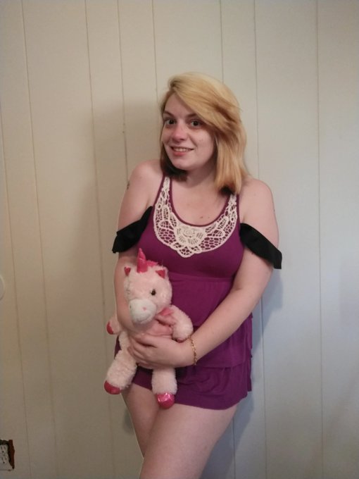 Going live today @ 8:30am since I fell asleep early last night! Come join me this morning on https://t<a href="/tag/goodmorning"class="tags"><span>#goodmorning</span></a><a href="/tag/chaturbate"class="tags"><span>#chaturbate</span></a><a href="/tag/livecam"class="tags"><span>#livecam</span></a><a href="/tag/sextoy"class="tags"><span>#sextoy</span></a><a href="/tag/upearly"class="tags"><span>#upearly</span></a>