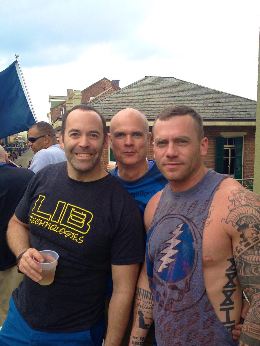 cmullis1209's tweet photo. OTD in 2014 I was hanging with my Great NorthWest BFFs Jeff C and Jason D in New Orleans! #GoodTimesGoodFriends https://t.co/SAkHUQg438