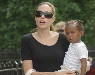 deerletme's tweet photo. Copy and paste ×4 😮
#AngelinaJolie https://t.co/TI7LE81PCB
