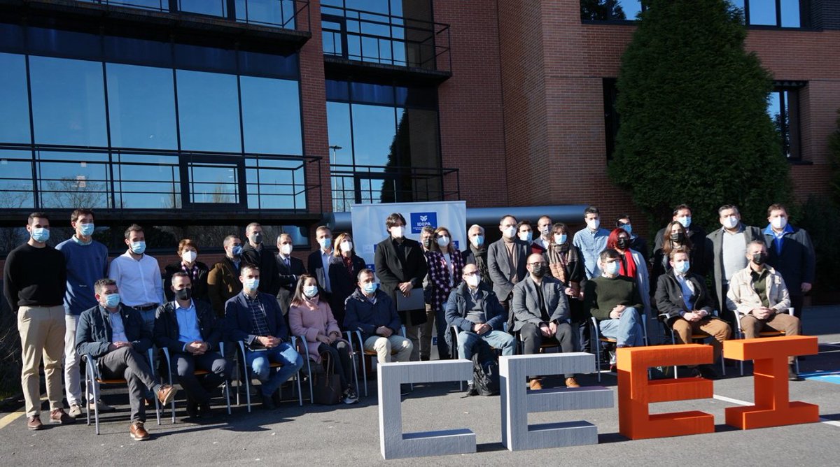 SCTAsturias's tweet photo. 💡Jornada de lanzamiento de #EIBT. 18 empresas innovadoras se han beneficiado de la última convocatoria de ayudas. El consejero de Ciencia, Borja Sánchez, ha destacado el interés del Principado en incrementar el número de compañías y de trabajadores
➡️ https://t.co/sbtTol400n https://t.co/OIL4iRpAcT