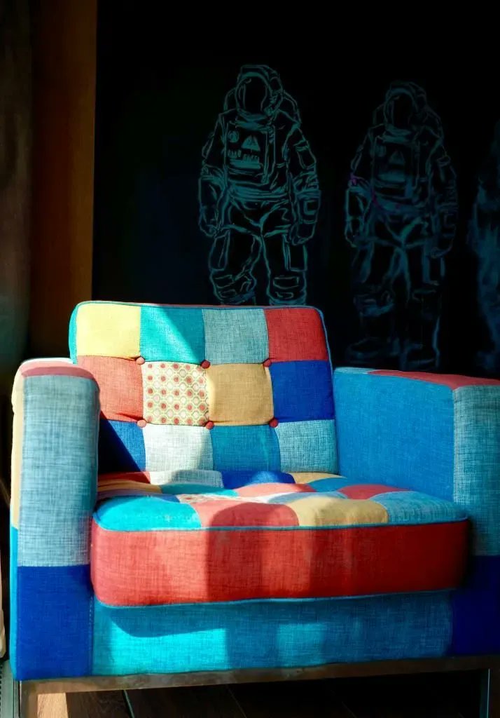 nzwillowcollege's tweet photo. Interiordezine on Twitter takes you places. Enjoy learning interior design and have fun with furniture. https://t.co/L40U8akoVW 
#interiordesign #color #interiordecorating #interiors #furniture #patchworkchair #multicoloredchair #design #interiordezine #learndesign #designcourse https://t.co/INiSXI7TFe
